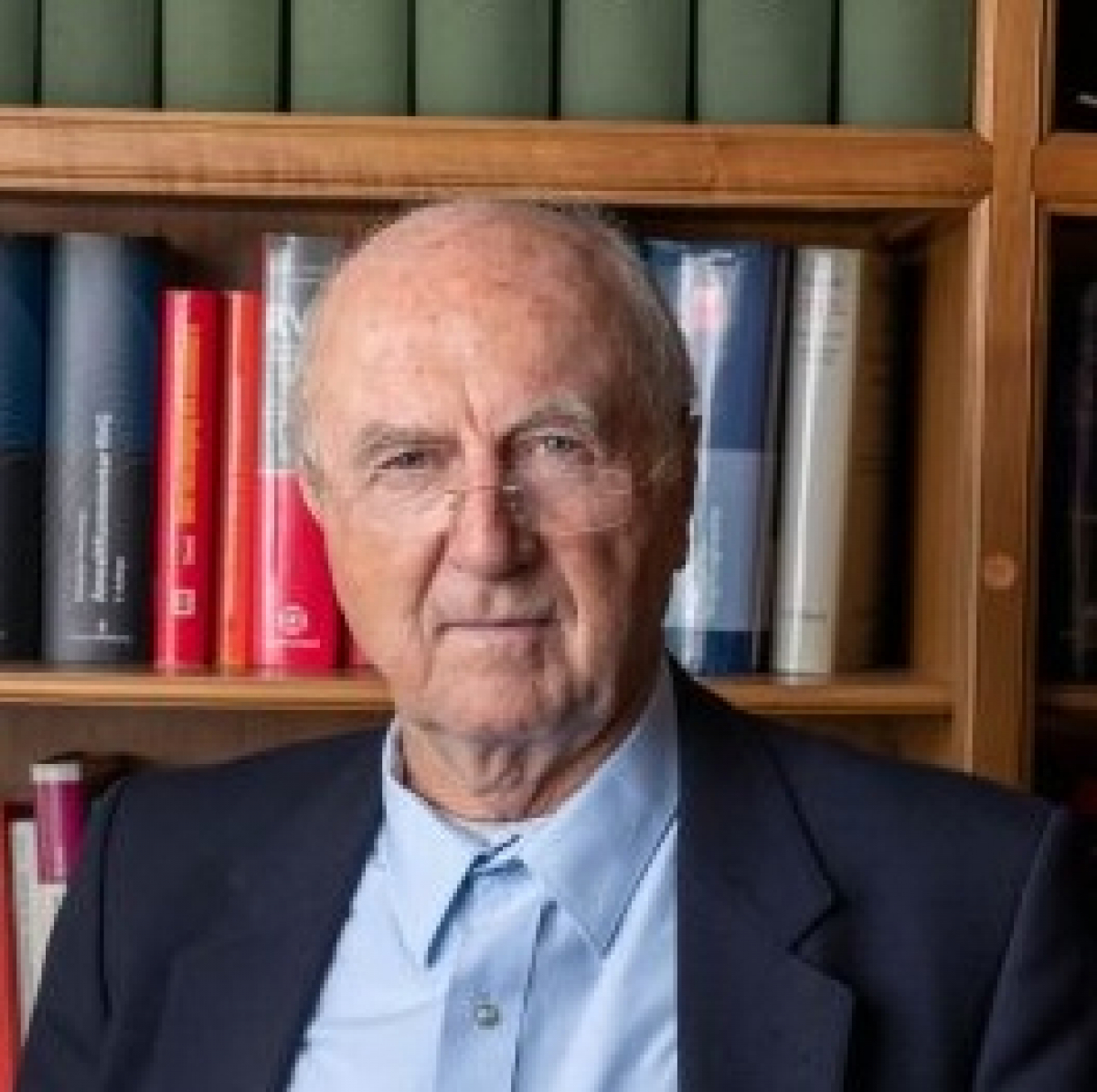 Dr. Josef Hingerl